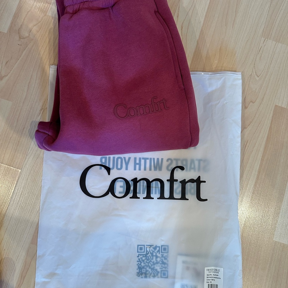 BNWT COZIEST SWEATS EVER SIZE XS FITS BIG - Picture 3 of 6